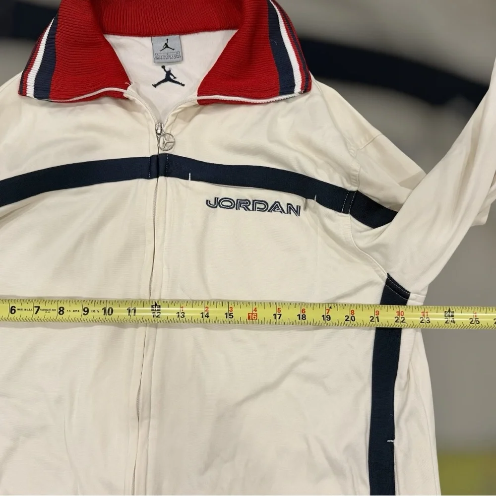 Vintage Air Jordan full-zip warm-up jacket men’s sz Large beige/navy track